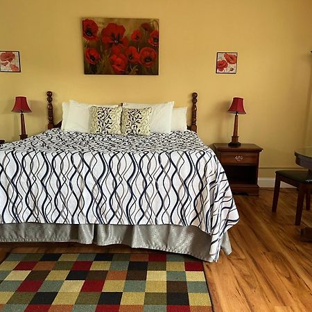 Vinehurst Inn & Suites 哈蒙兹波特 外观 照片