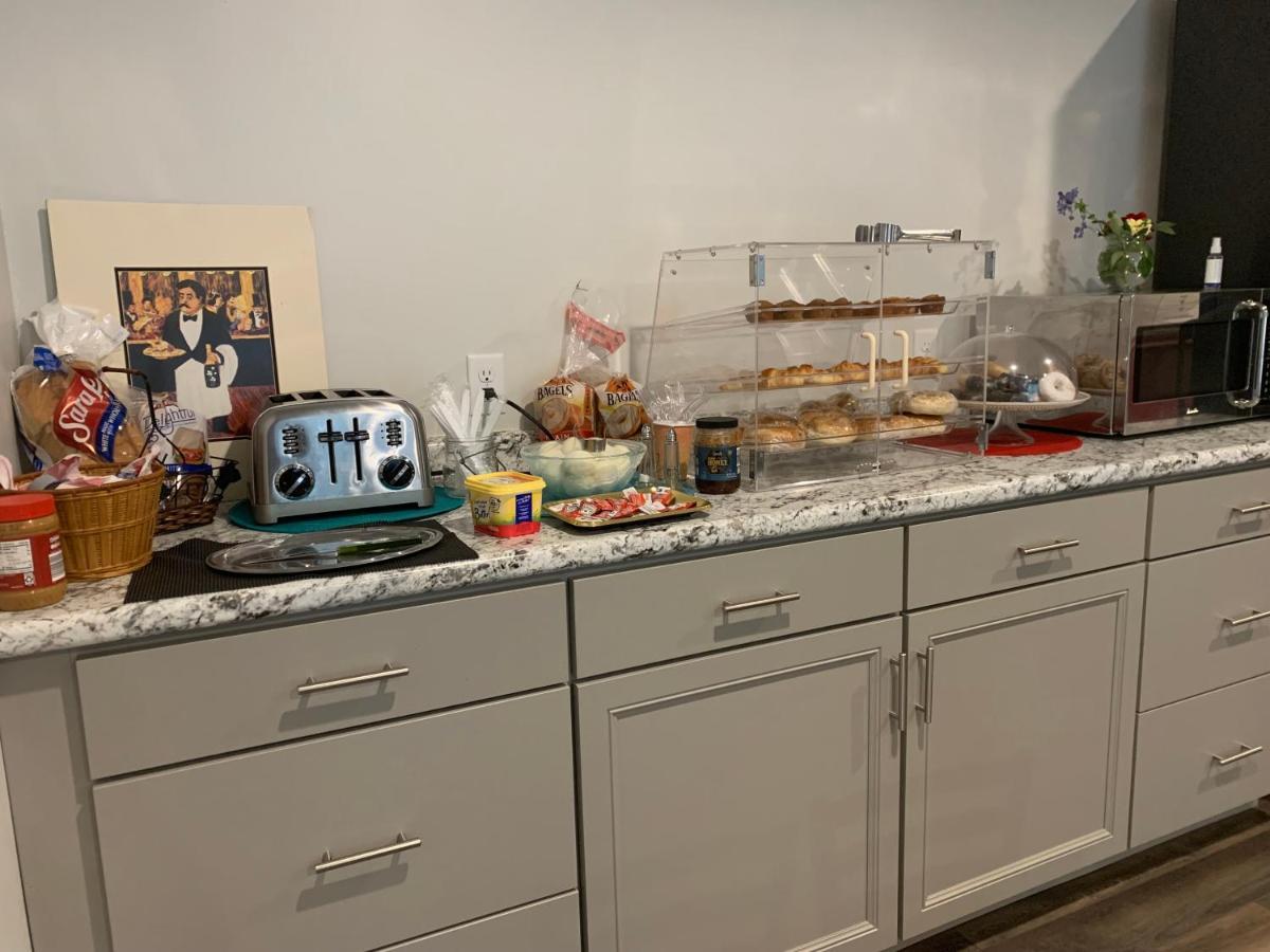 Vinehurst Inn & Suites 哈蒙兹波特 外观 照片
