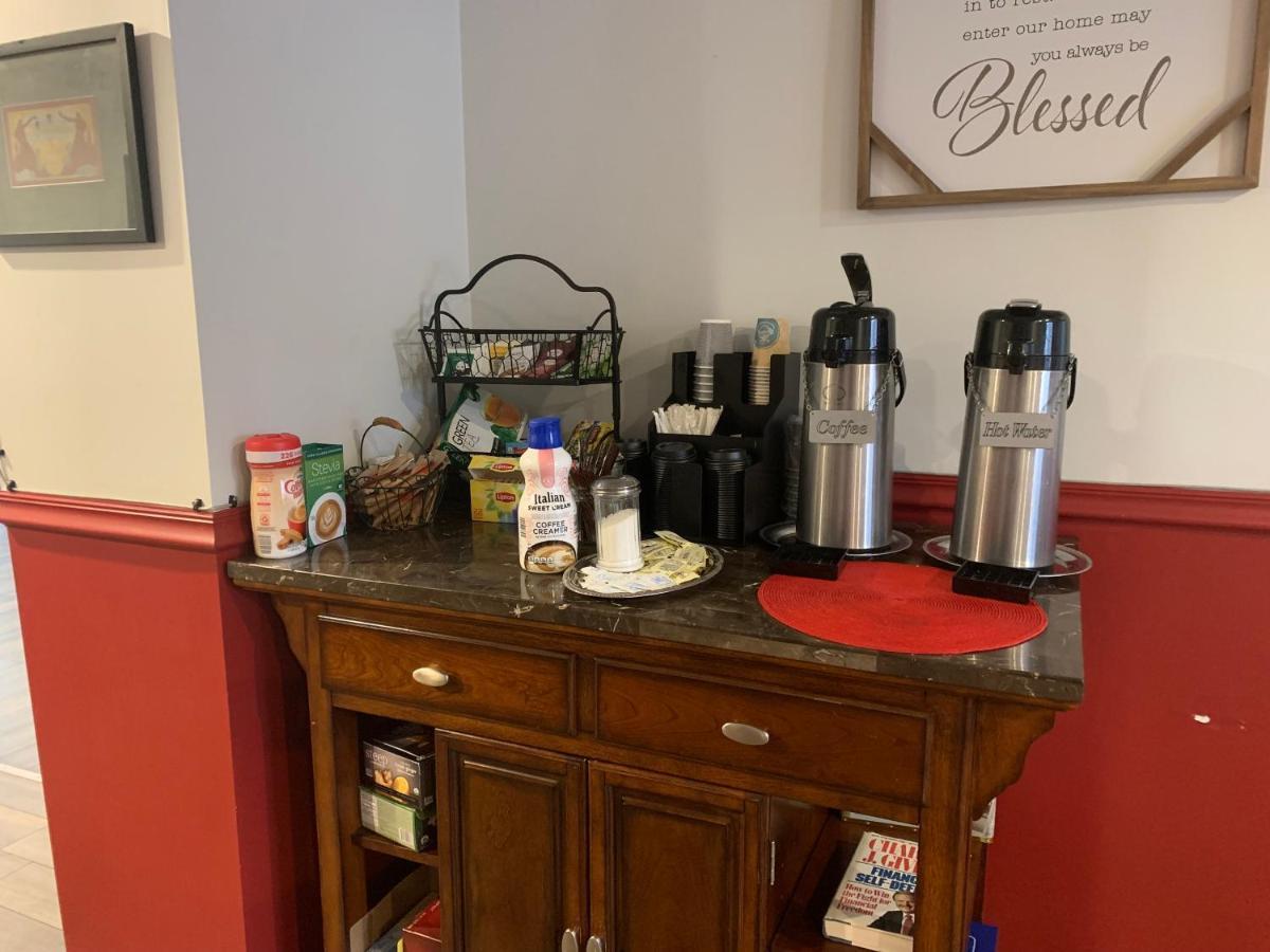 Vinehurst Inn & Suites 哈蒙兹波特 外观 照片