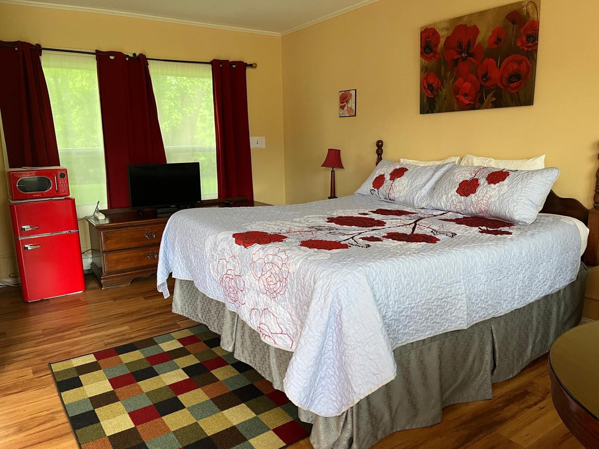 Vinehurst Inn & Suites 哈蒙兹波特 外观 照片