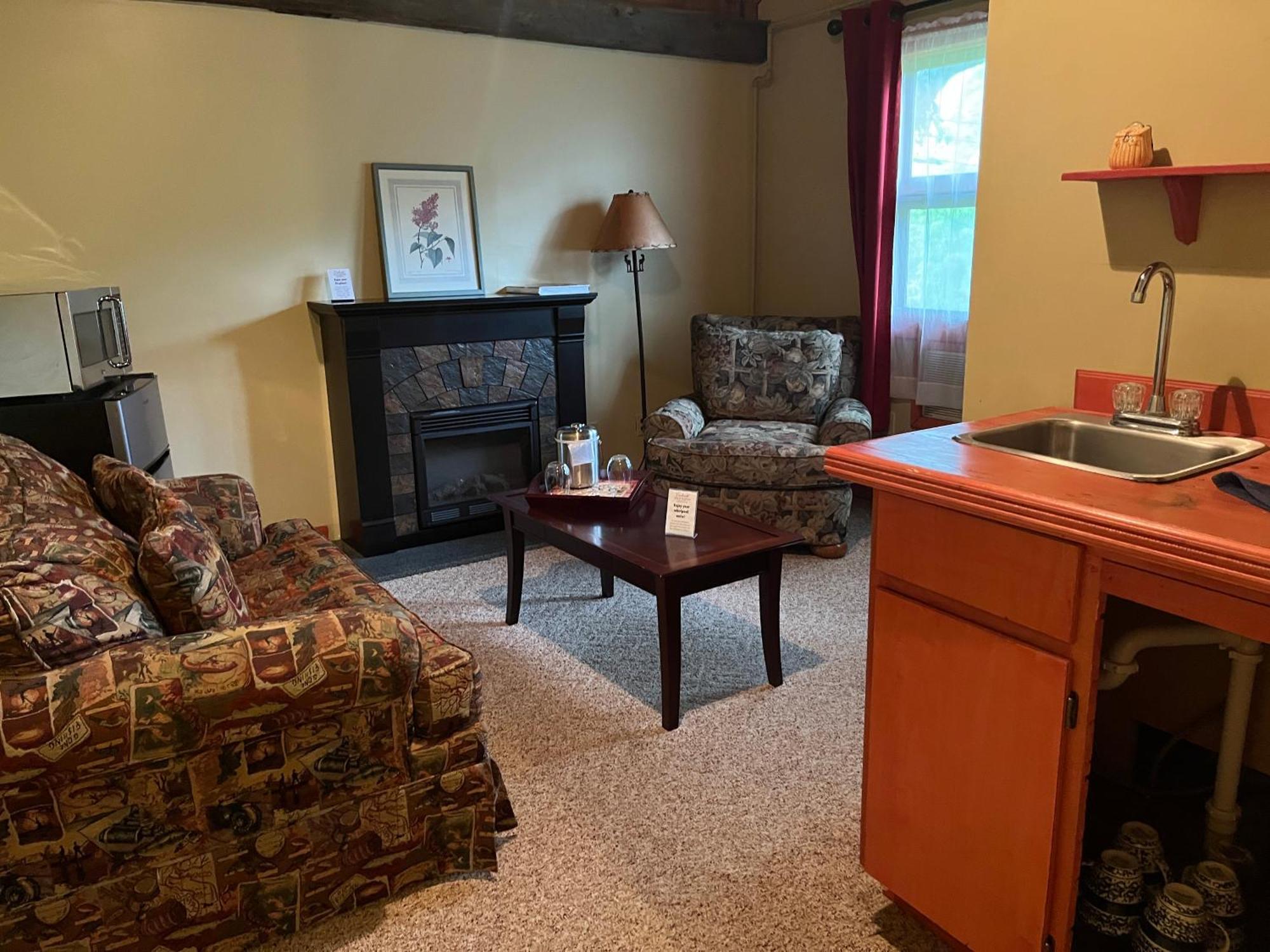 Vinehurst Inn & Suites 哈蒙兹波特 外观 照片