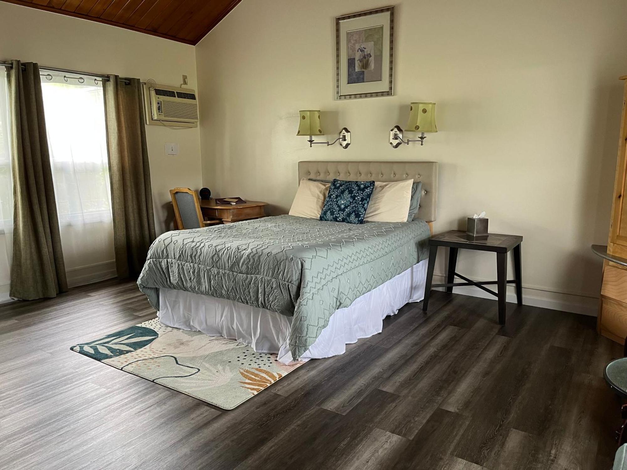 Vinehurst Inn & Suites 哈蒙兹波特 外观 照片