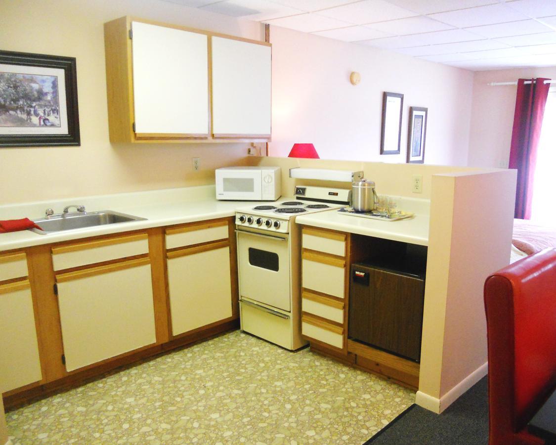 Vinehurst Inn & Suites 哈蒙兹波特 外观 照片