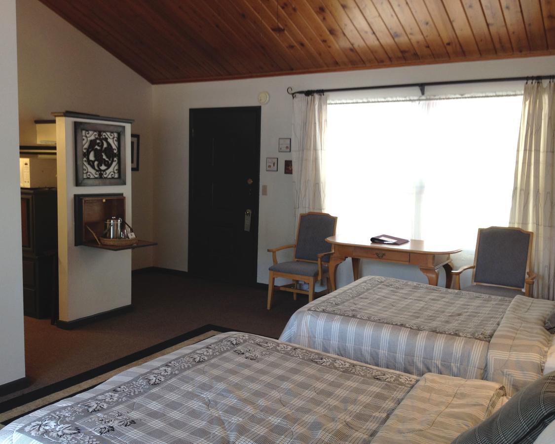 Vinehurst Inn & Suites 哈蒙兹波特 外观 照片